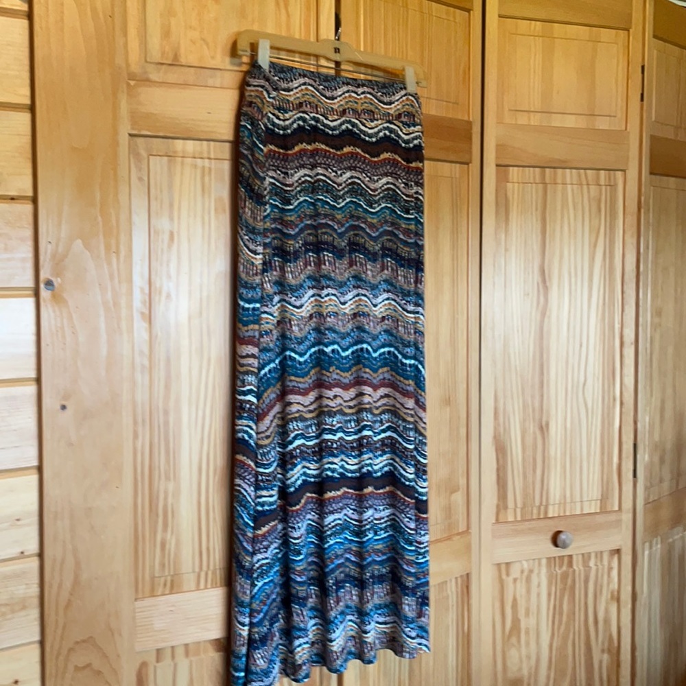 Maxi knit skirt